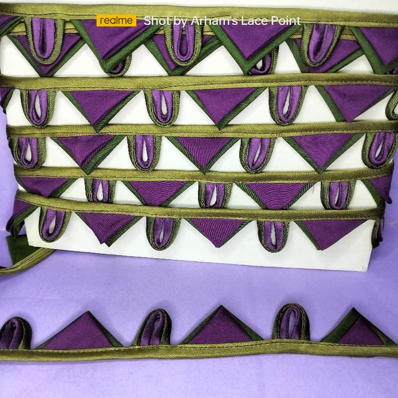 2Triangle with 2Loops