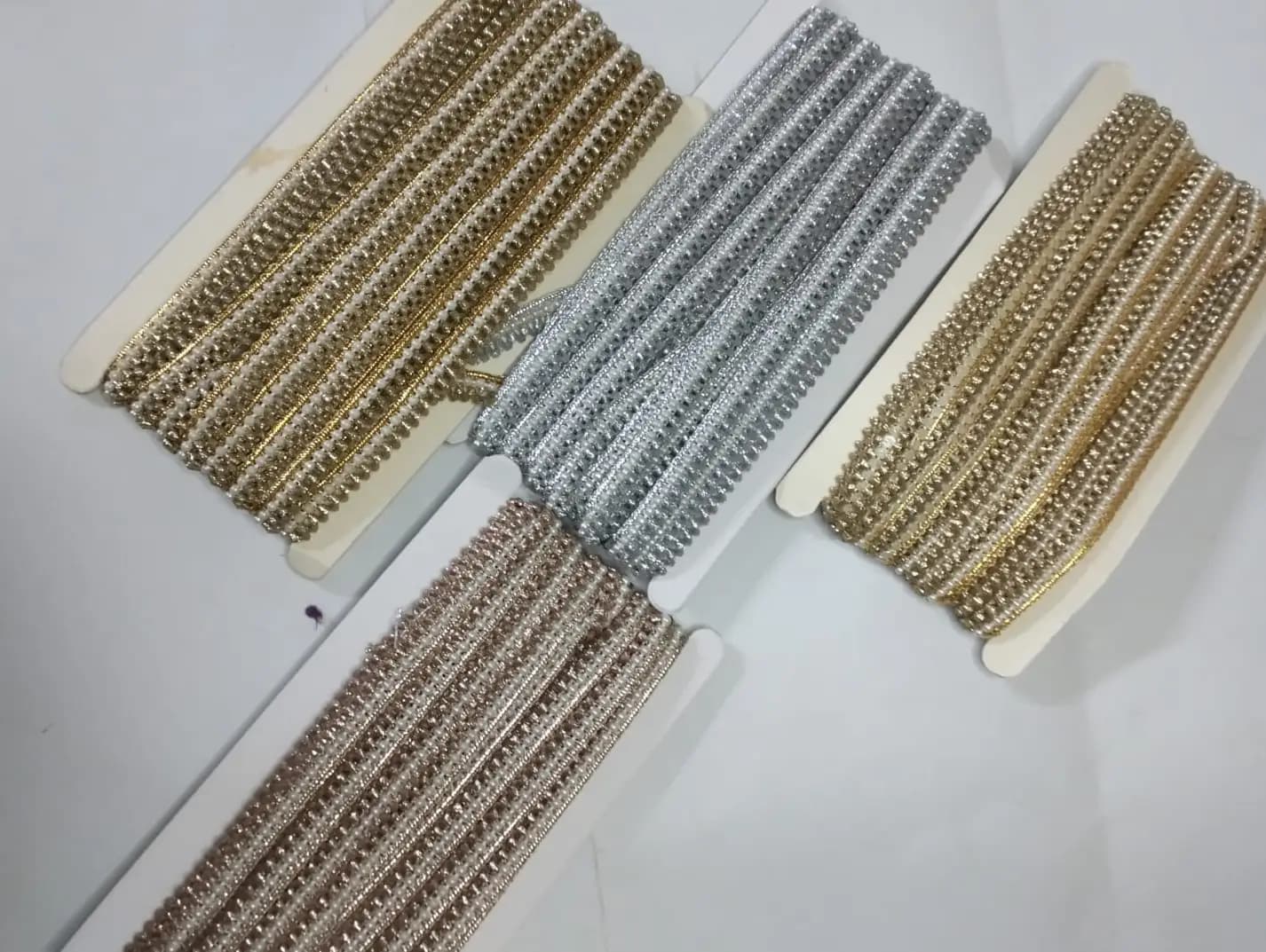 SH Pearls Lace 8 Yds Pack