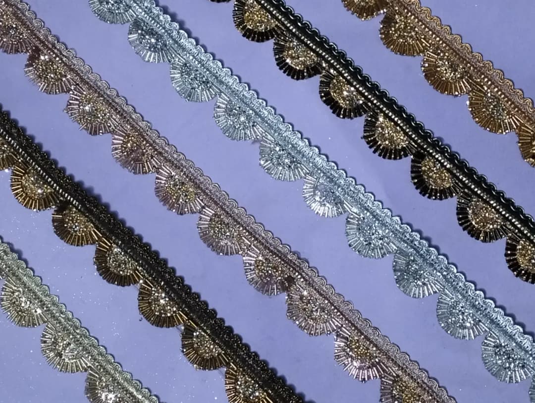 Fancy Cut Dana Lace
